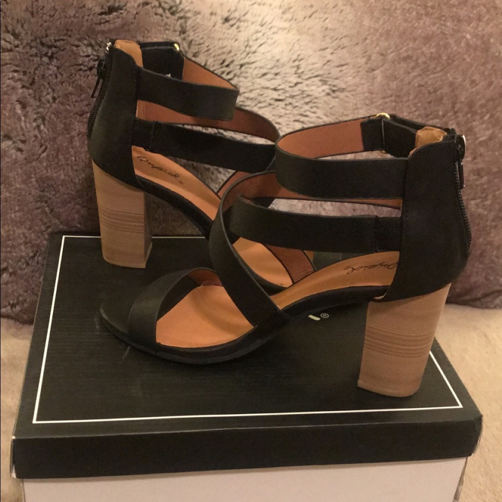 Chunky Heel Open Toe Sandals